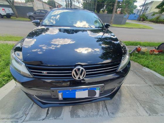VOLKSWAGEN JETTA 2.0 TSI HIGHLINE 211CV GASOLINA 4P TIPTRONIC VOLKSWAGEN JETTA 2.0 TSI HIGHLINE 211CV GASOLINA 4P TIPTRONIC